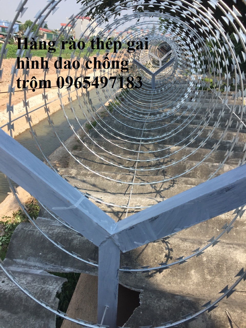 Dây gai tôn,dây thép gai lưỡi dao có sẵn đường kính 35,45,60, 80 cm
