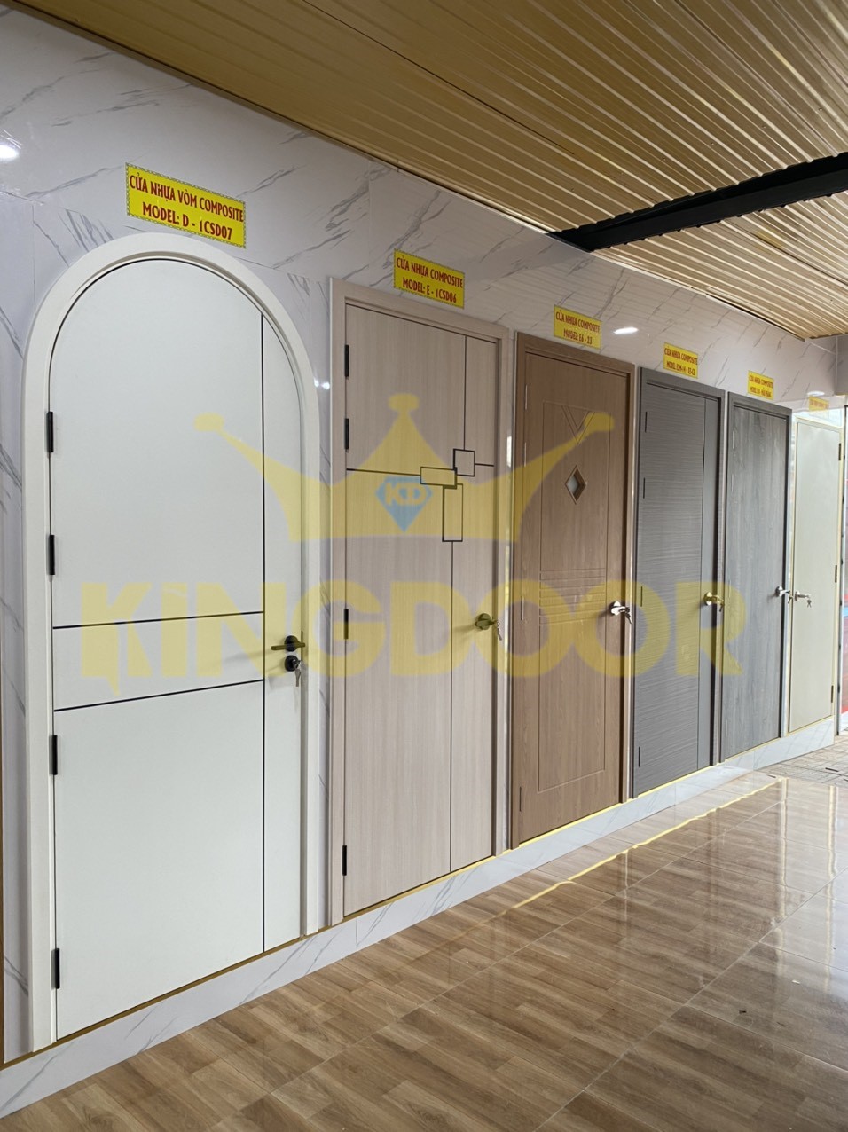 Cửa Composite Tốt Có Tại KINGDOOR ( Phủ Da, Sơn Pu, Luxury )