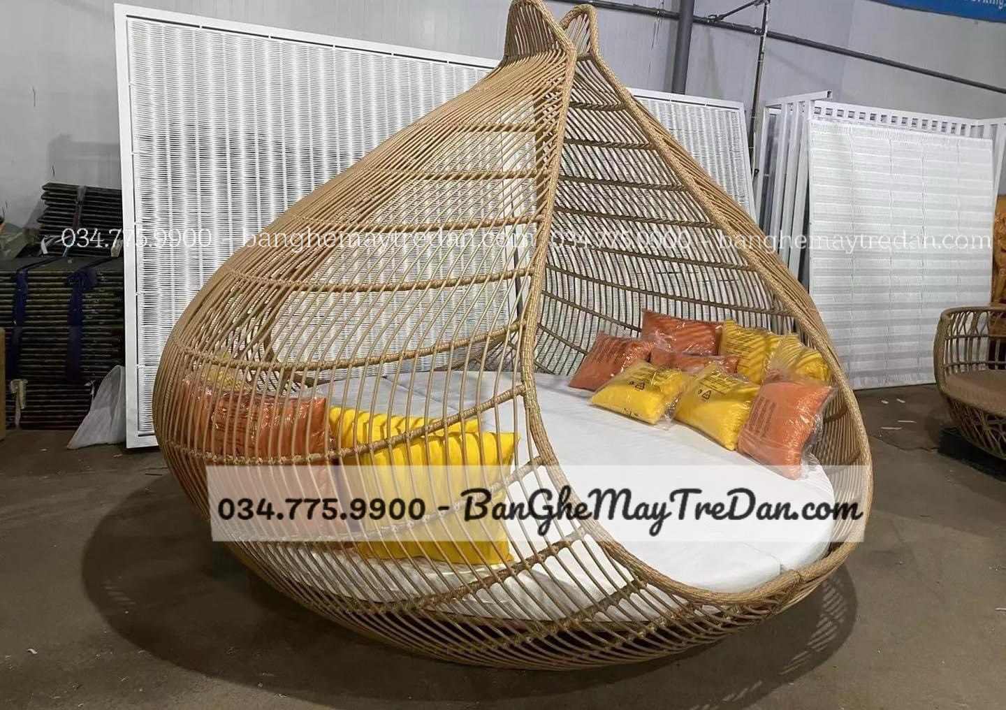 Xưởng làm ghế tổ kén đan nhựa giả mây để ngoài trời