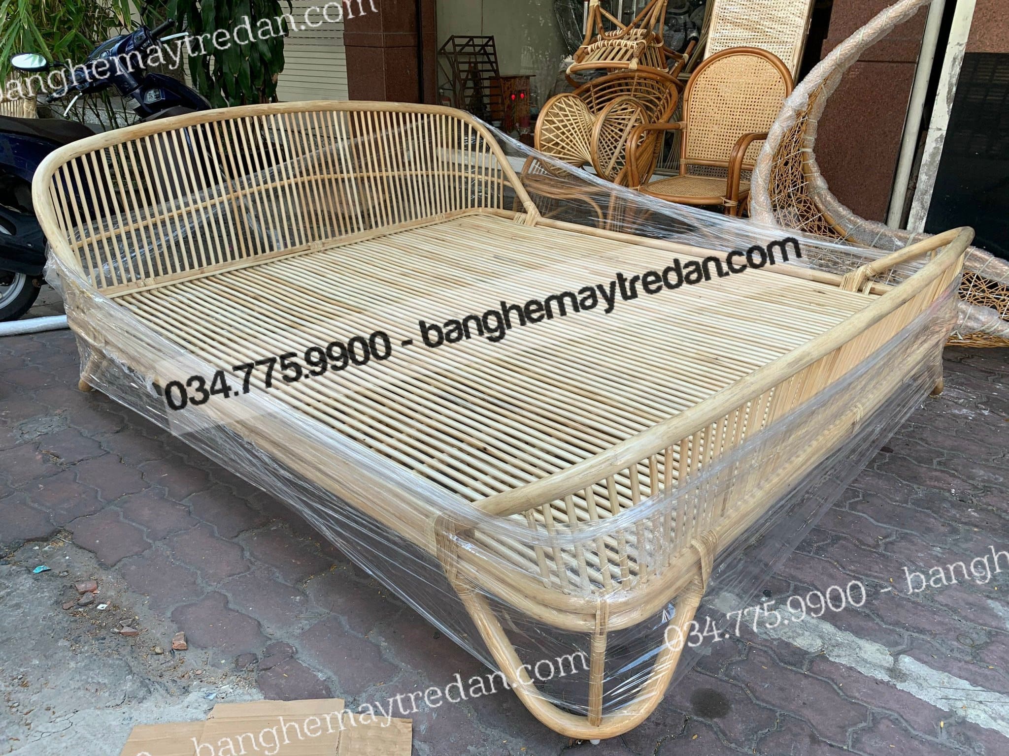 Bàn ghế sofa bằng chất liệu mây tự nhiên