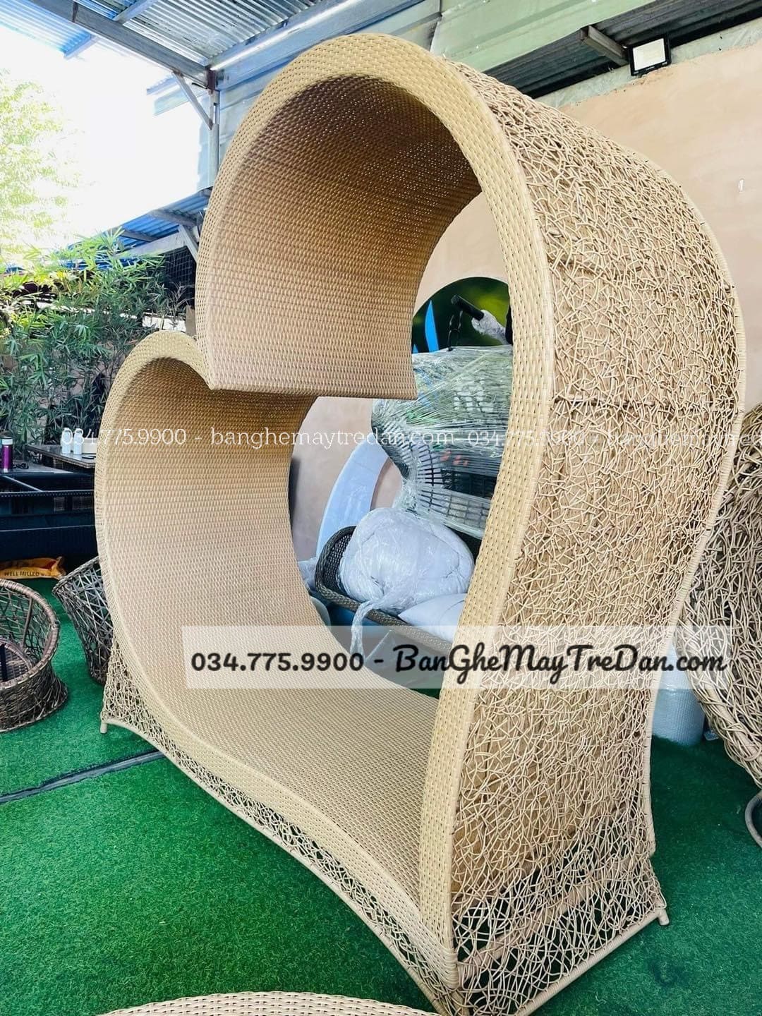 Ghế chụp ảnh ngoài trời tạo hình độc đáo