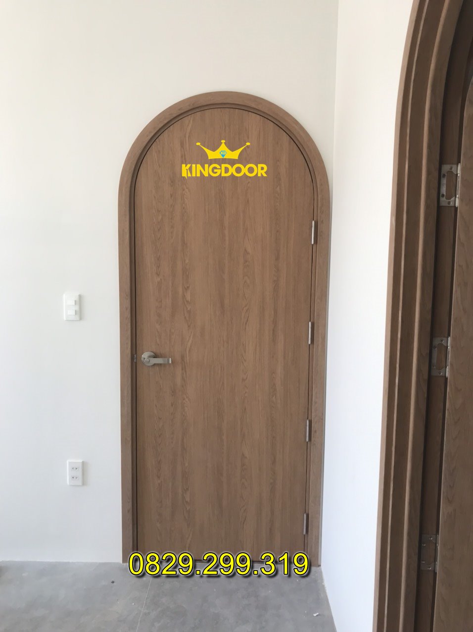 Mua cửa vòm nhựa Composite Kingdoor là chân lý