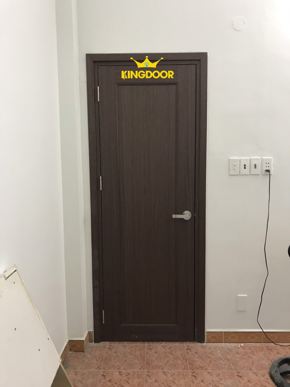 Cửa nhựa Đài Loan Kingdoor tại Bình Dương - Cửa nhựa giá rẻ