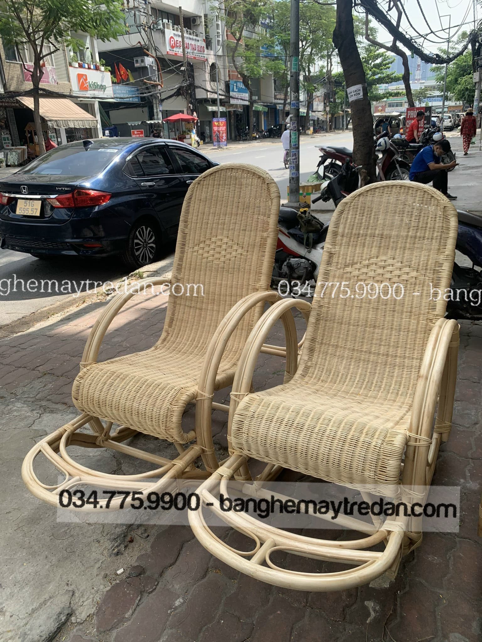 Ghế bập bênh mây tre lá cho người lớn tuổi