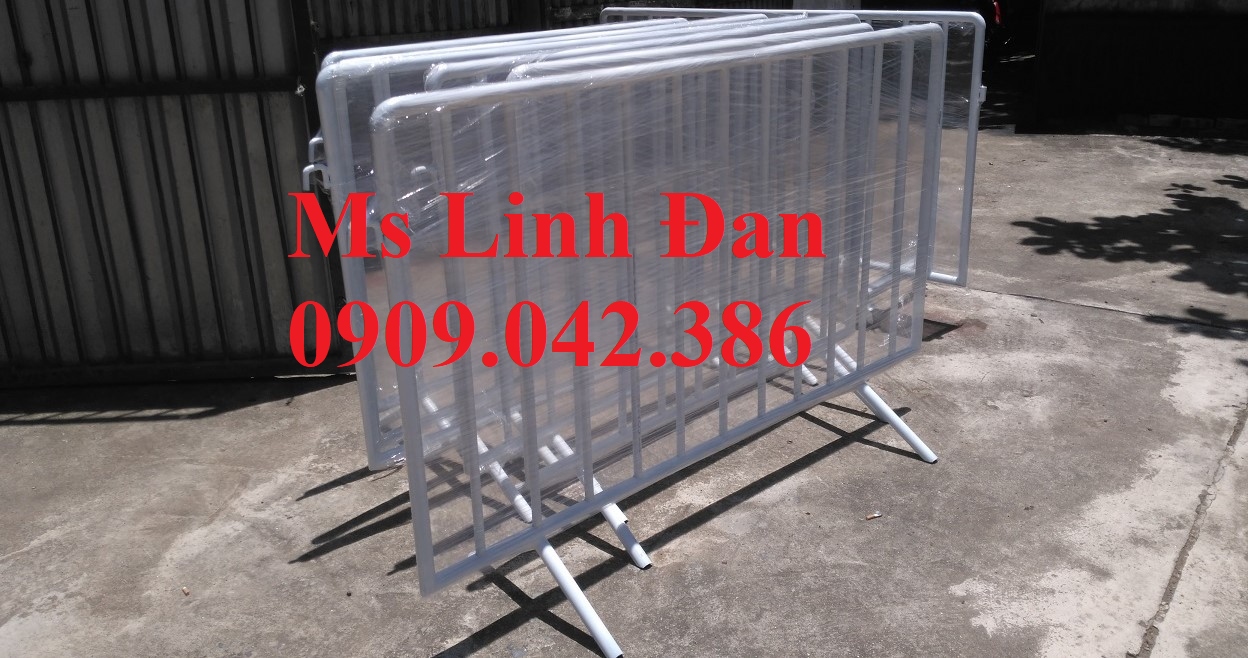 hàng rào di động mạ kẽm luôn có sẵn ở kho