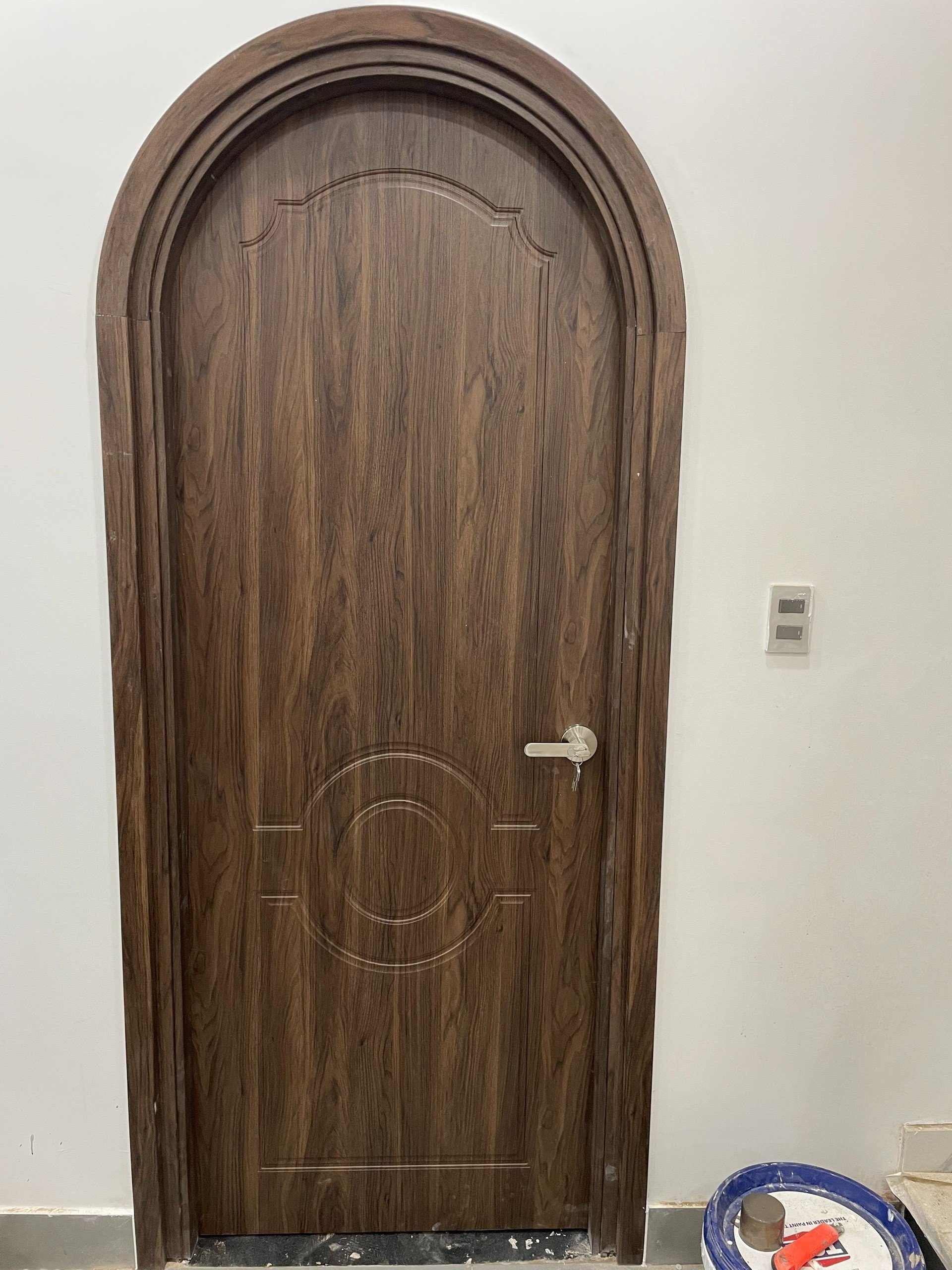 Cửa vòm nhựa composite tại Dĩ An – Bình Dương [ Báo giá ]