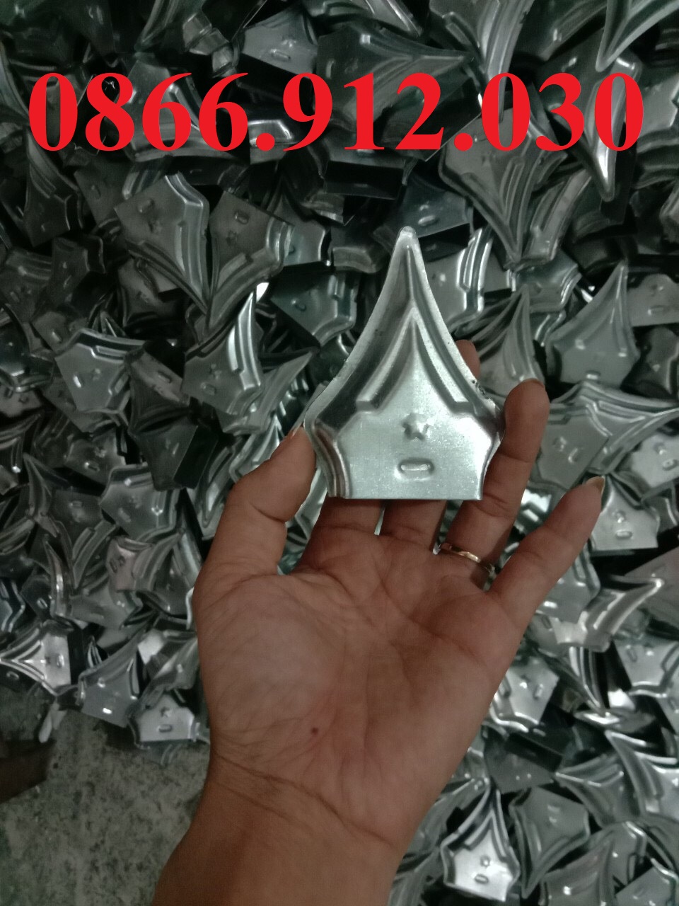 Chông nhọn hàng rào trang trí cửa cổng chất lượng giá rẻ