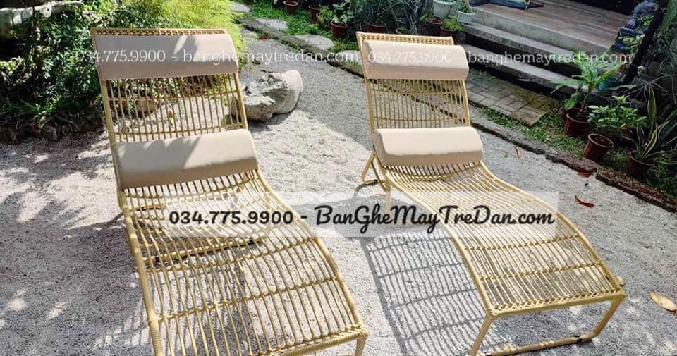 Giường nằm tắm nắng bằng nhựa giả mây cao cấp