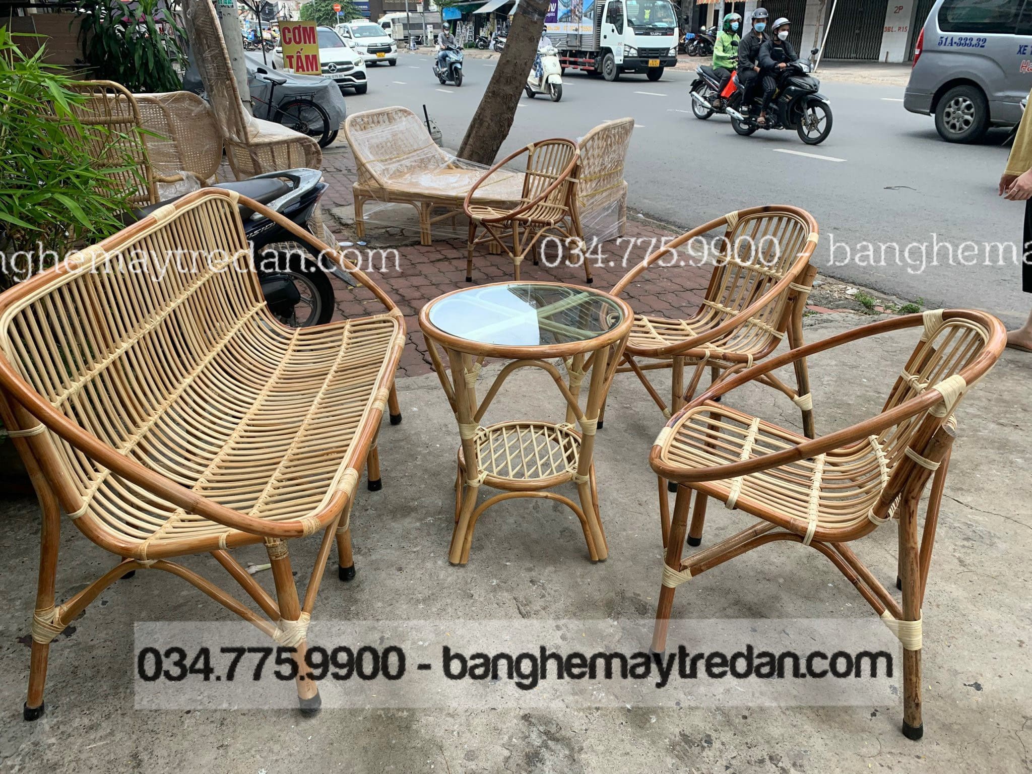 Sofa mây phòng khách hiện đại, sang trọng