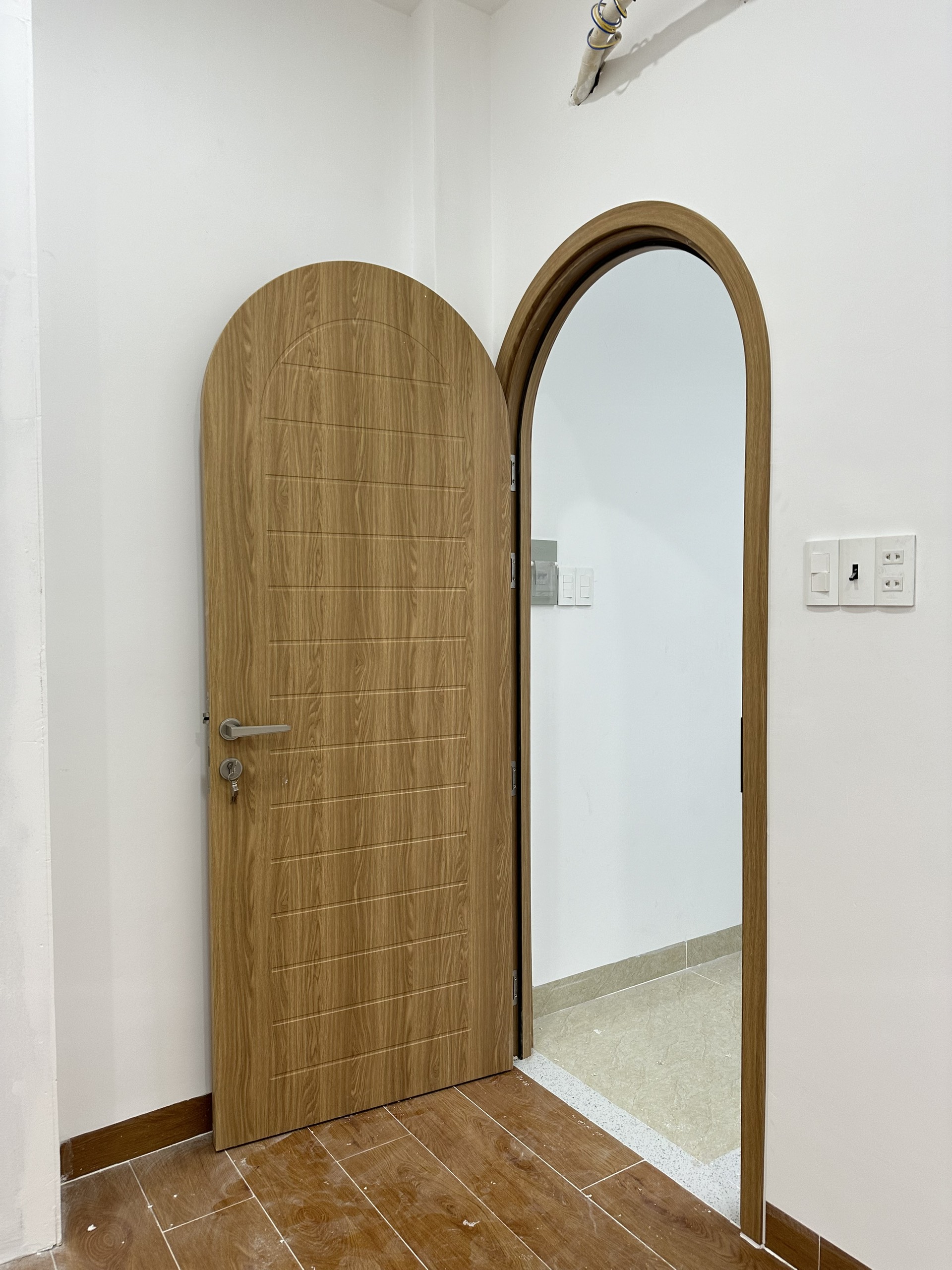 Mẫu cửa vòm composite đẹp hiện đại  thiết kế nhà đẹp