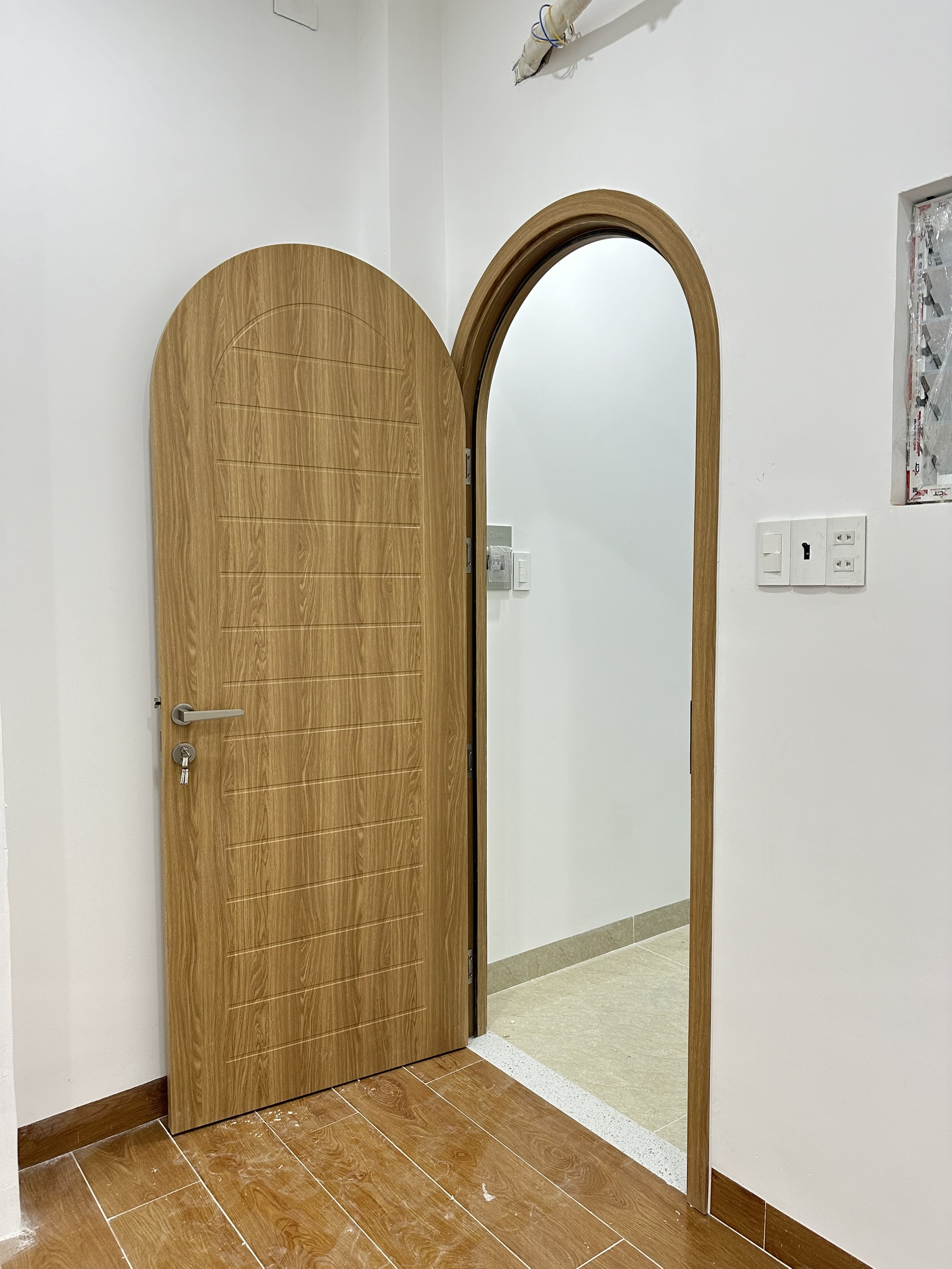 Mẫu cửa vòm composite đẹp hiện đại  thiết kế nhà đẹp