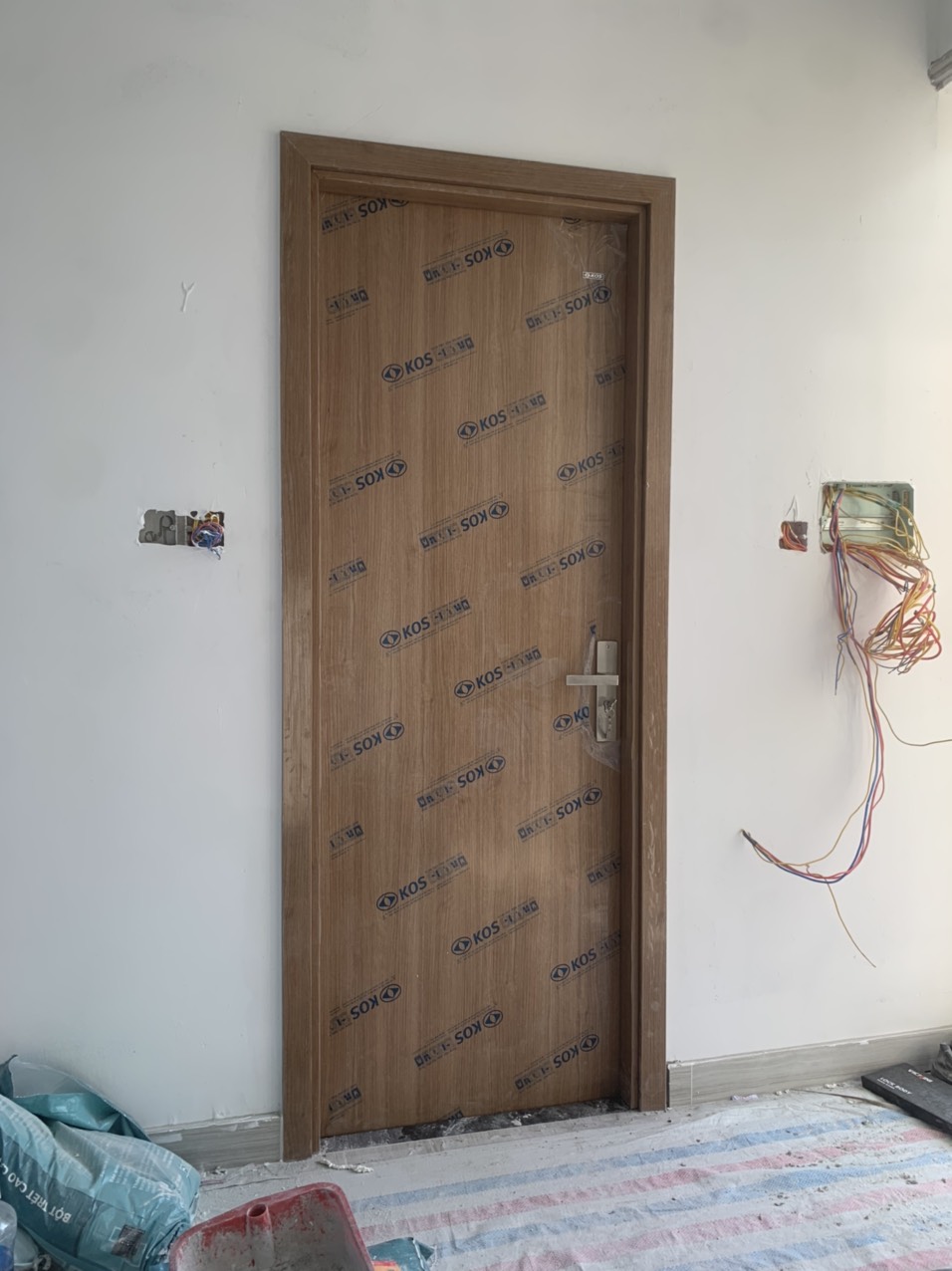 GIÁ CỬA NHỰA ABS TẠI PHAN THIẾT BÌNH THUẬN