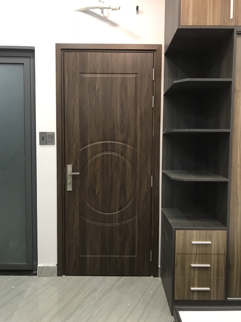 Cửa Nhựa Composite Tại Gò Vấp  Báo Giá Mới Nhất Tháng 4