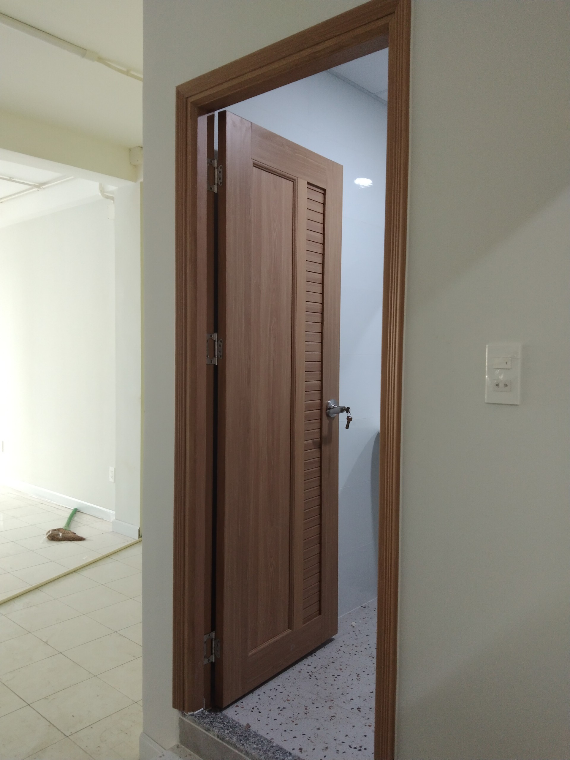 Cửa Nhựa Phòng Ngủ Giá Rẻ Tại Bình Dương  Báo Giá