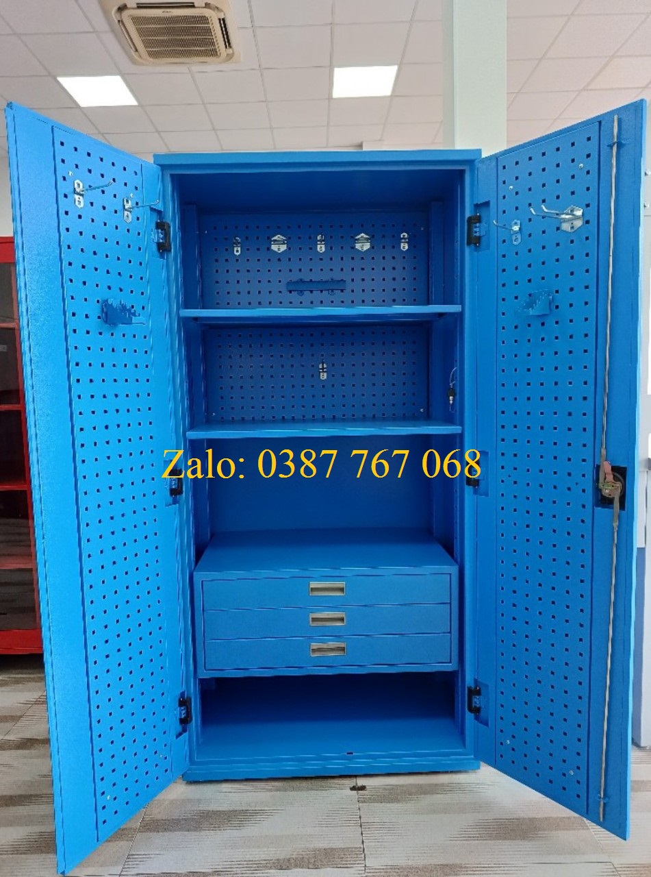 Tủ vật tư trong nhà máy sản xuất