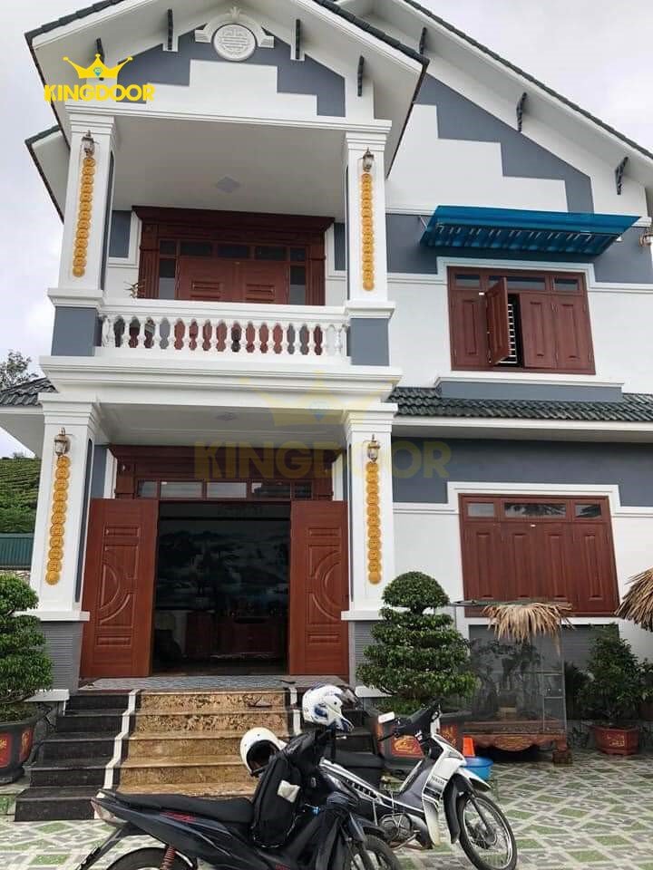 Giá Cửa thép vân gỗ tại bình phước Giá chỉ từ 2.660.000/m2