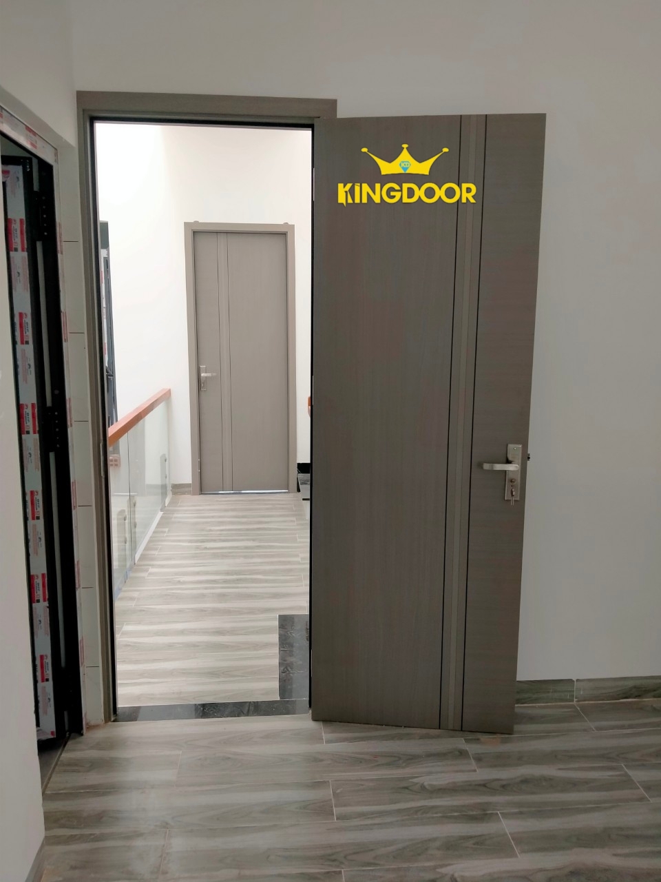 Giá của gỗ carbon tại nha trang chi phi rẻ láp đặt nhanh chóng