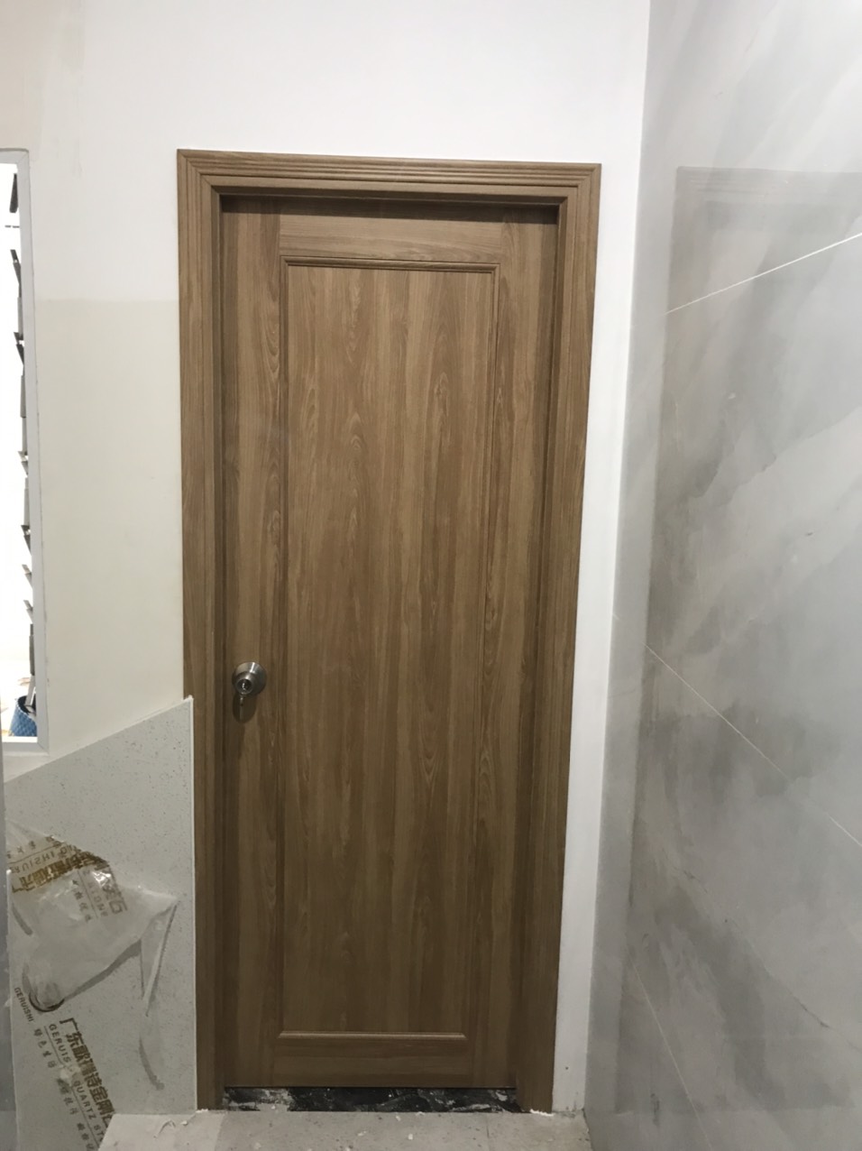 Giá Cửa gỗ Công Nghiệp MDF sơn tại Quận 7  Megadoor