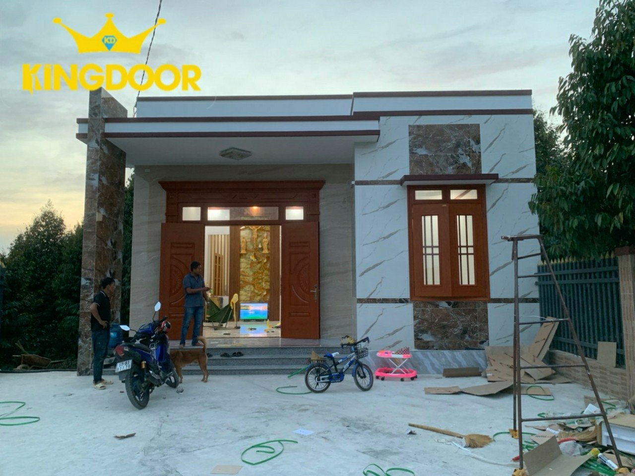 giá Cửa Thép Vân Gỗ Tại Phan Rang Tháp Chàm