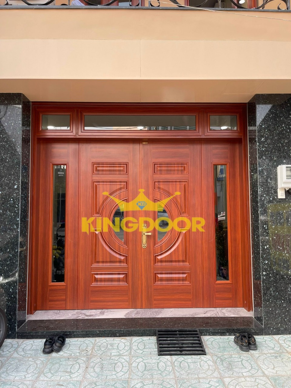 giá Cửa Thép Vân Gỗ Tại Phan Rang Tháp Chàm