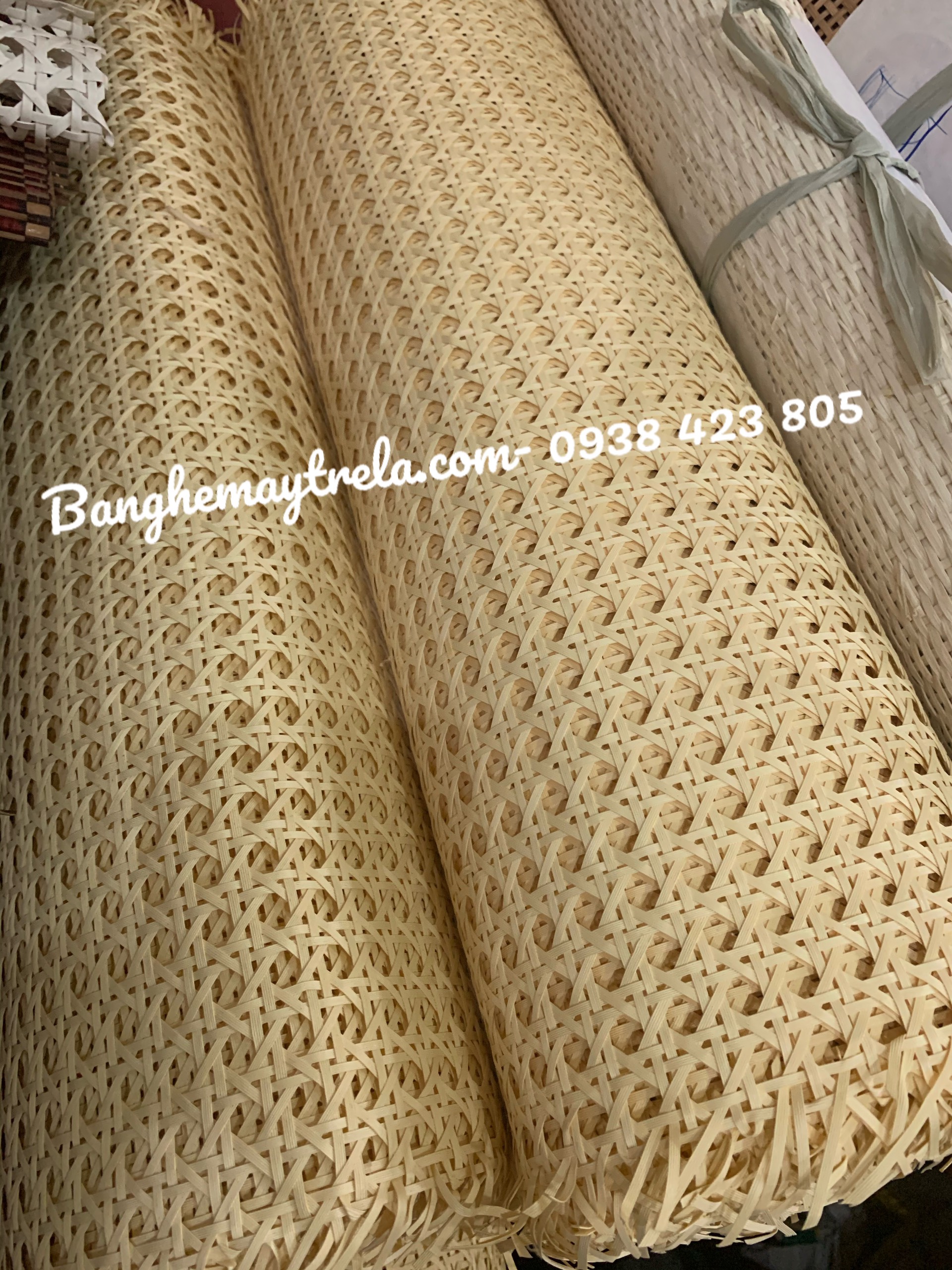 Lưới mây nhựa mắt cáo- Cuộn mây đan nhựa