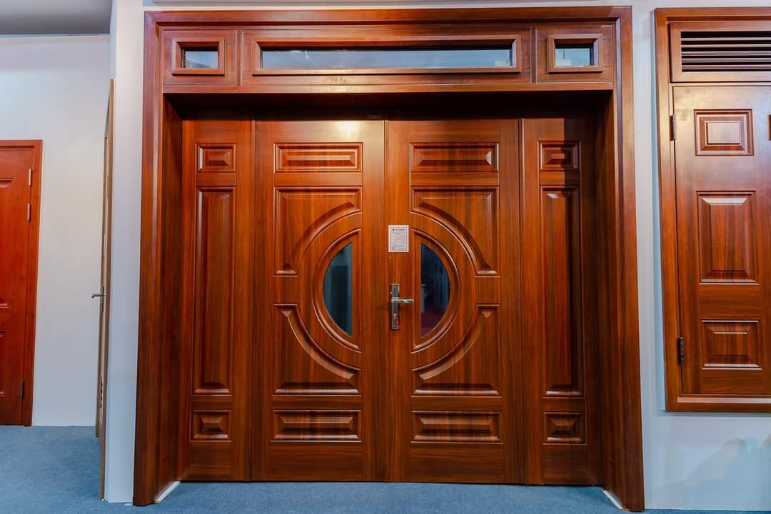 Báo Giá Cửa thép Vân gỗ tại KINGDOOR Bình Thạnh mới nhất hiện nay