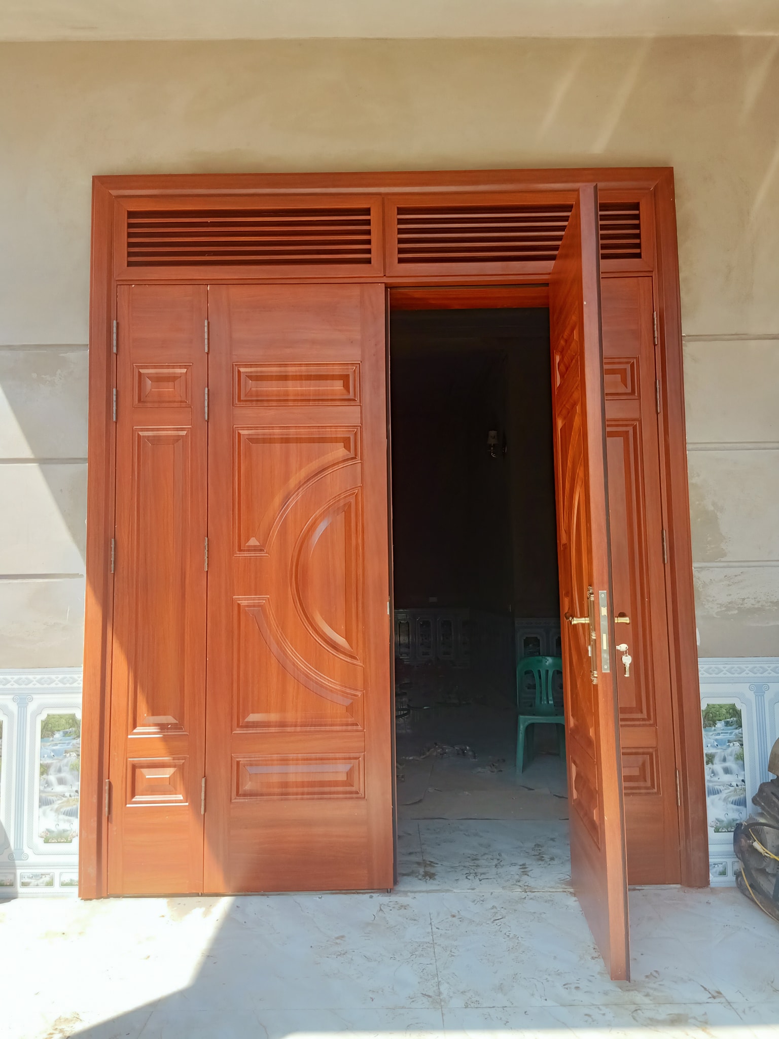 Báo Giá Cửa thép Vân gỗ tại KINGDOOR Bình Thạnh mới nhất hiện nay