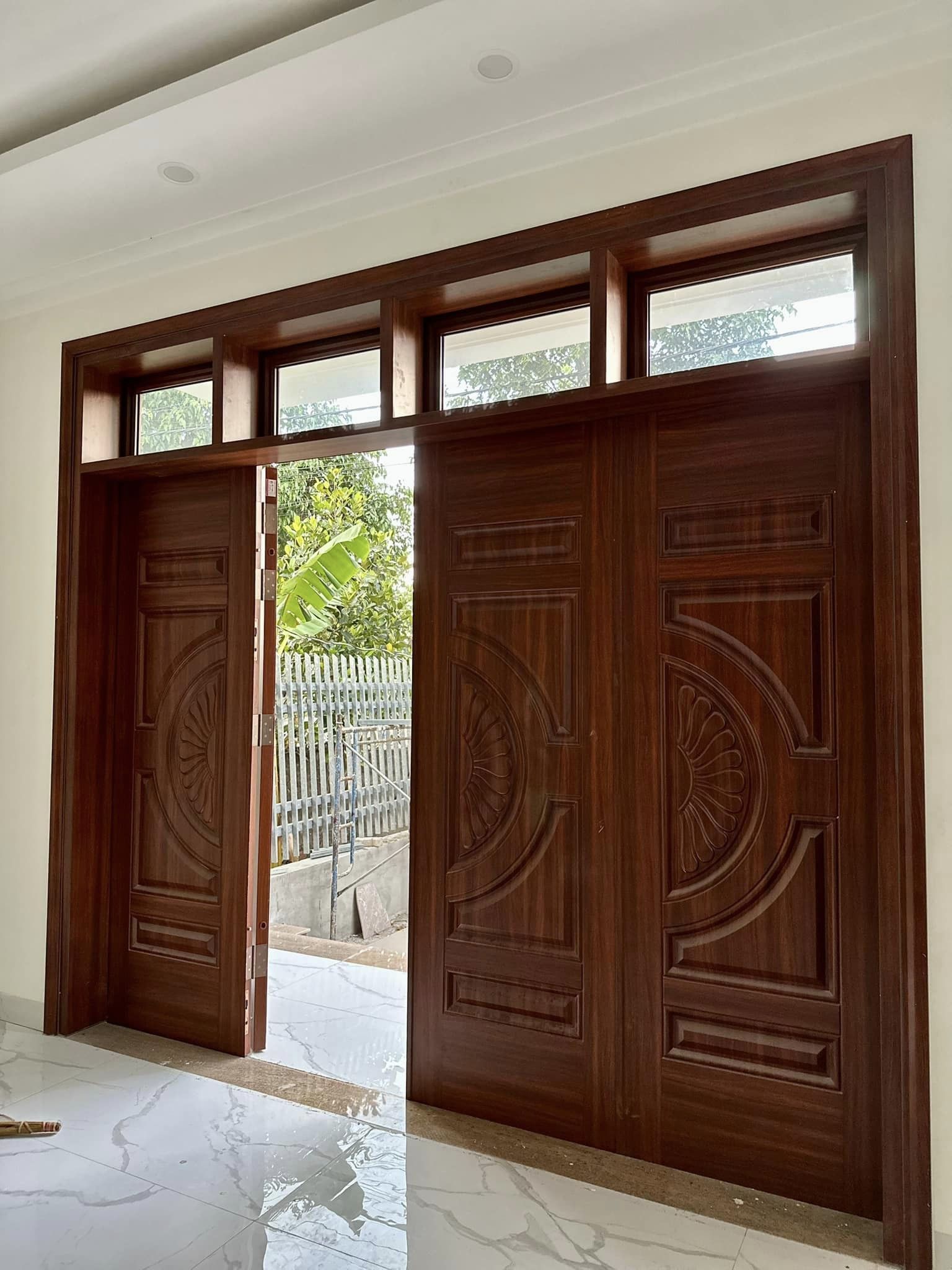 Báo Giá Cửa Thép Vân Gỗ tại Quận 11 mới nhất hiện nay