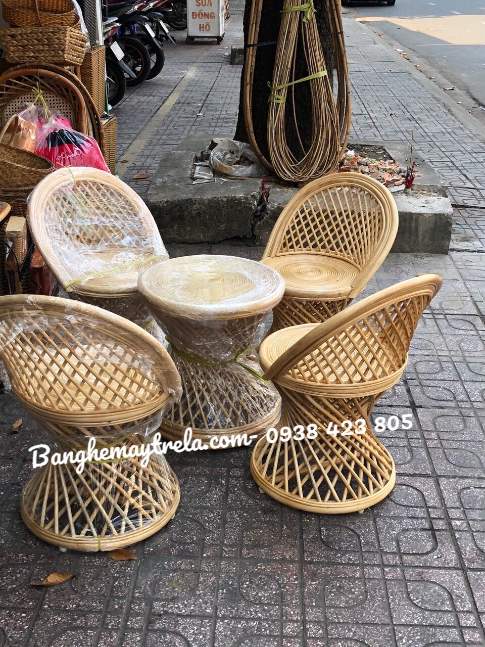 Bàn ghế đôn mây tròn- Ghế đôn mây tự nhiên