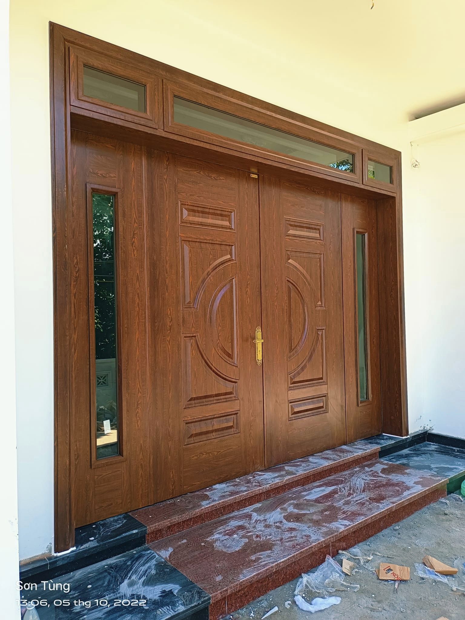 Giá Cửa Thép Vân Gỗ tại Hóc môn - Thành Phố Hồ Chí Minh