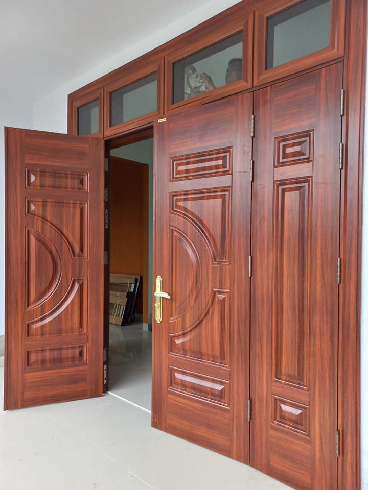 Giá cửa thép vân gỗ tại Ninh thuận kingdoor