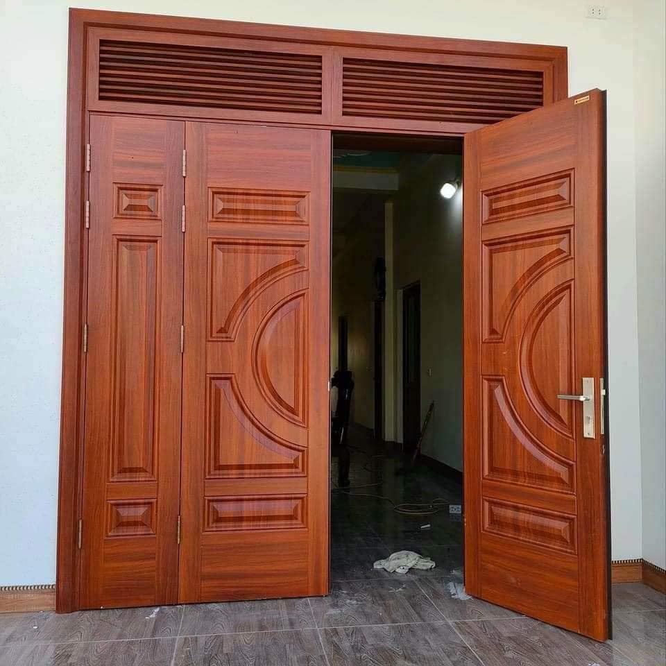 Giá cửa thép vân gỗ tại Ninh thuận kingdoor