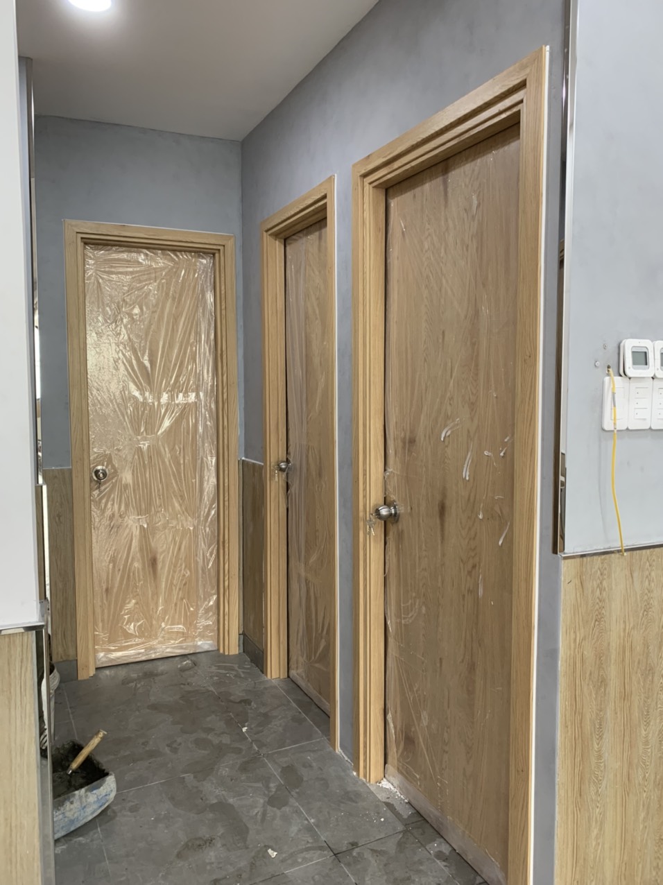 Lý do nên dùng cửa nhựa giả gỗ Composite giá rẻ cho Toilet