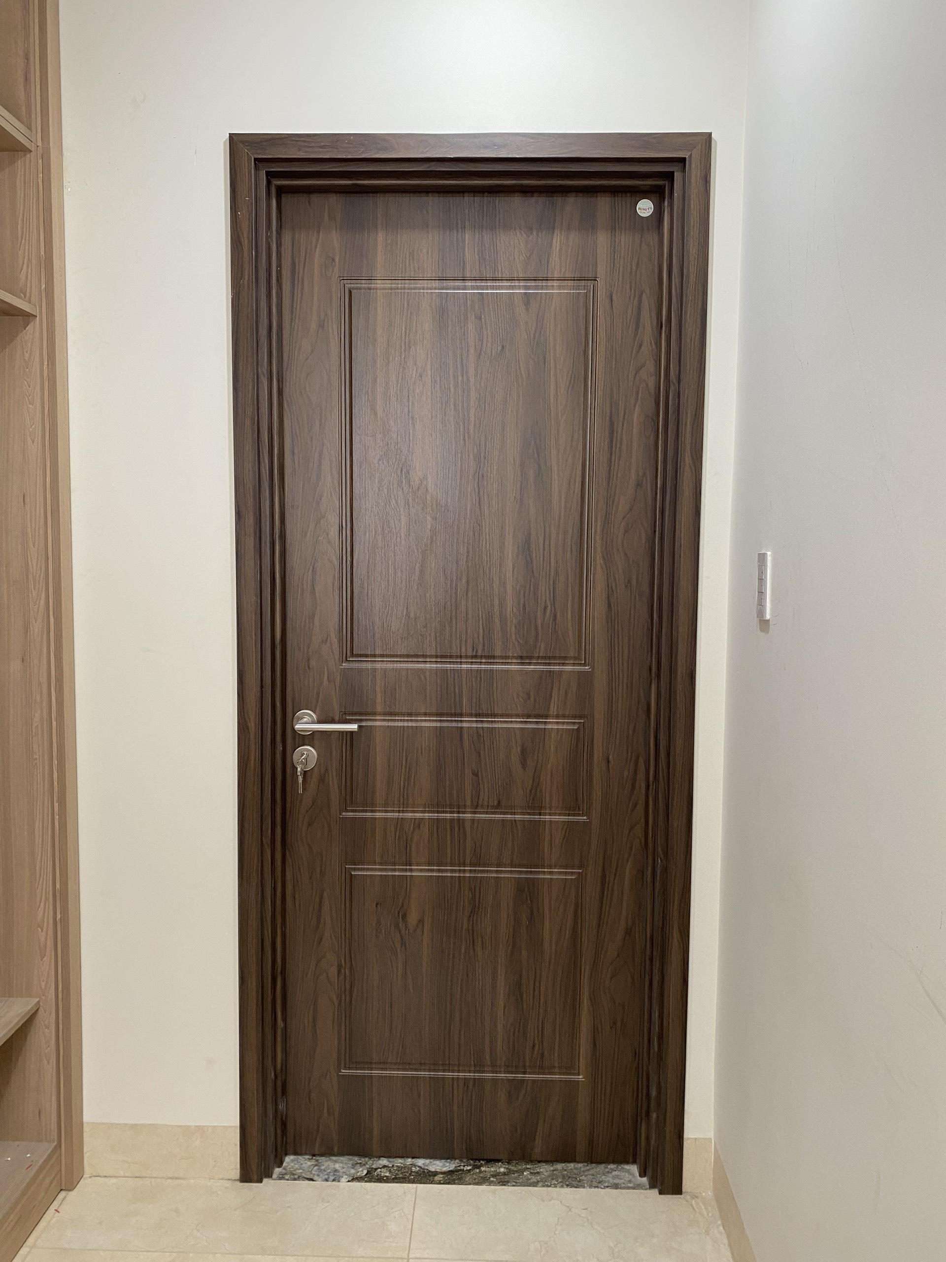 Lý do nên dùng cửa nhựa giả gỗ Composite giá rẻ cho Toilet