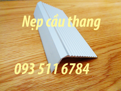 Nẹp T nhôm Inox nối sàn nẹp kết thúc Nẹp mũi bậc cầu thang chống trượt