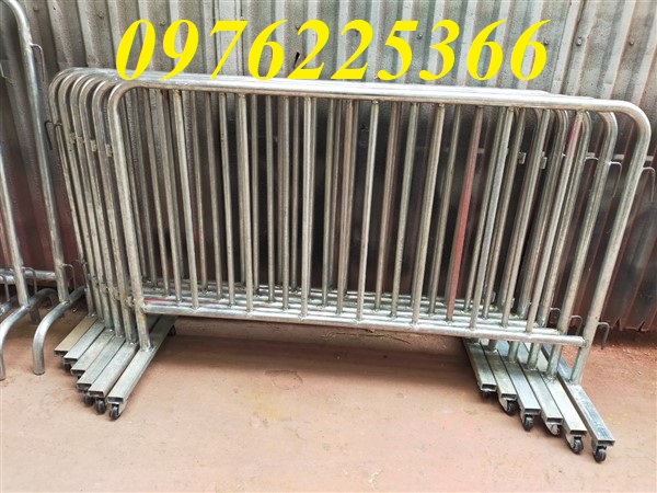 Hàng rào di động hướng dẫn lối đi khổ 1.2m x 2m
