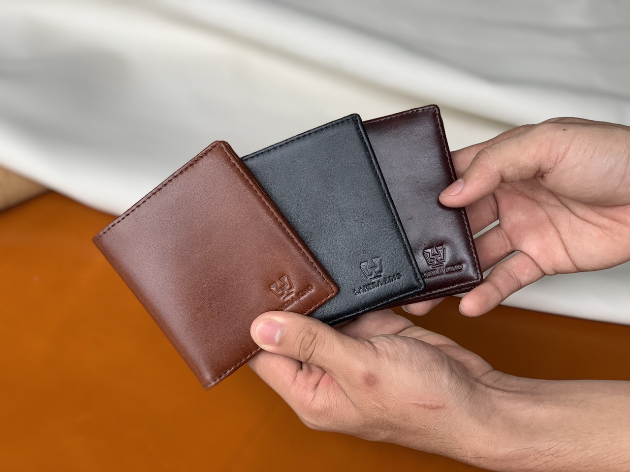 Xưởng sản xuất ví bóp da thắt lưng từ 35k