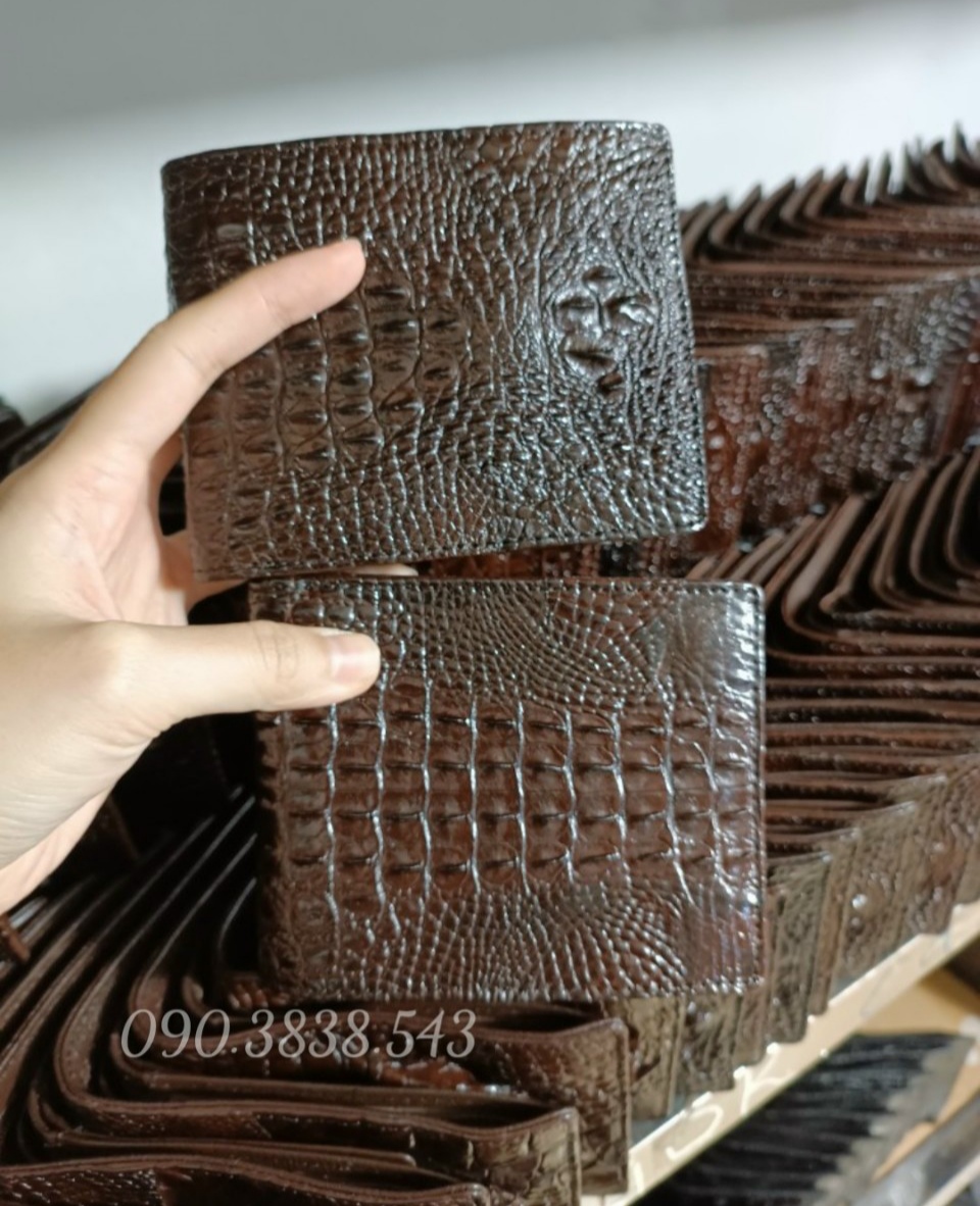 Sale hot cuối năm lô ví bóp cá sấu tại xưởng