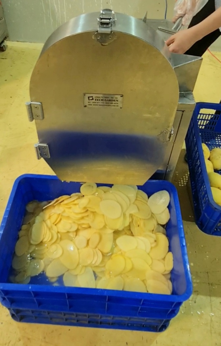 Máy Thái Lát Cấp Tay Được Sản Xuất Bởi Tech Garden