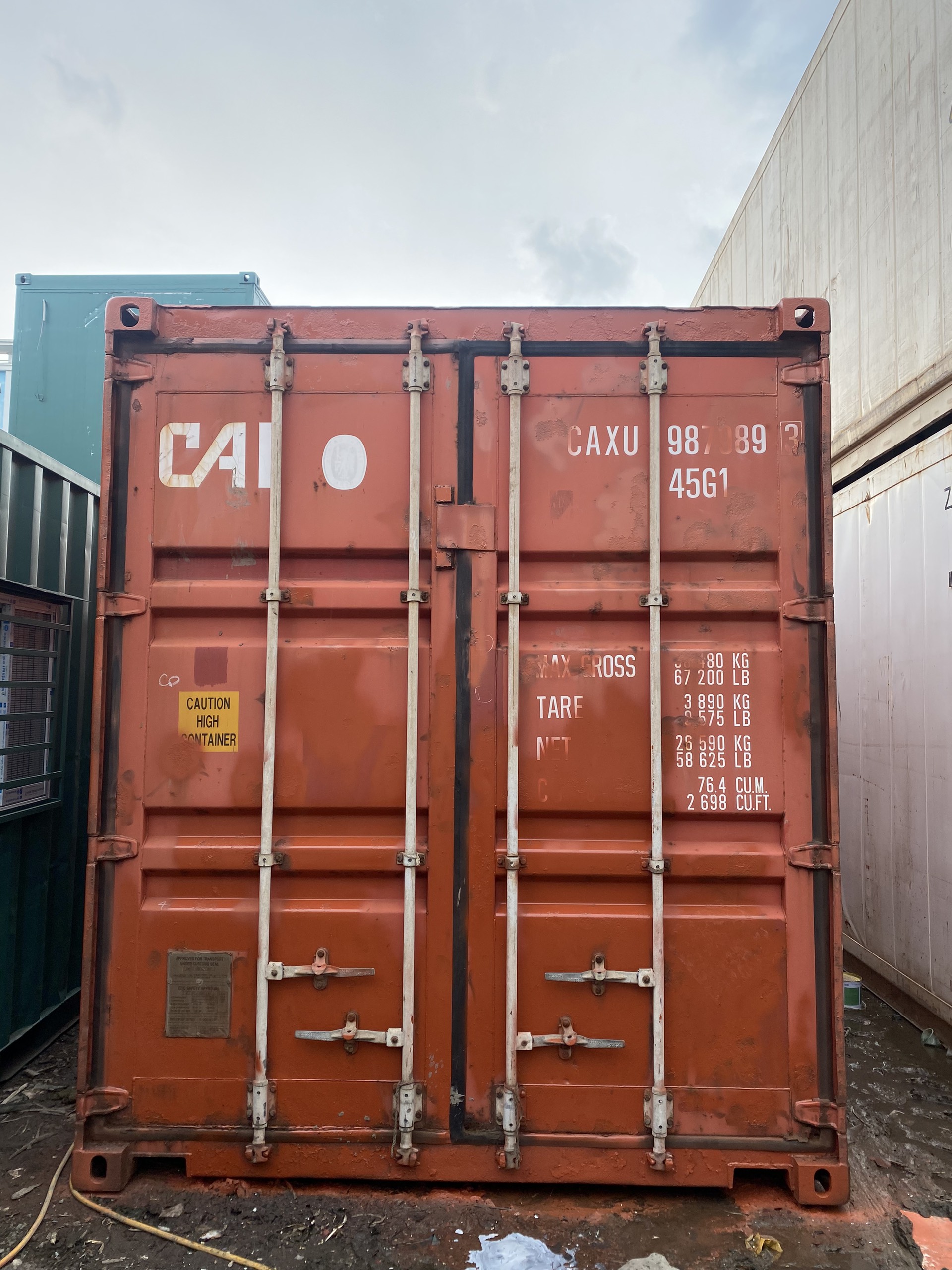 Container khô 40Hc thanh lí còn vài cái giá rẻ