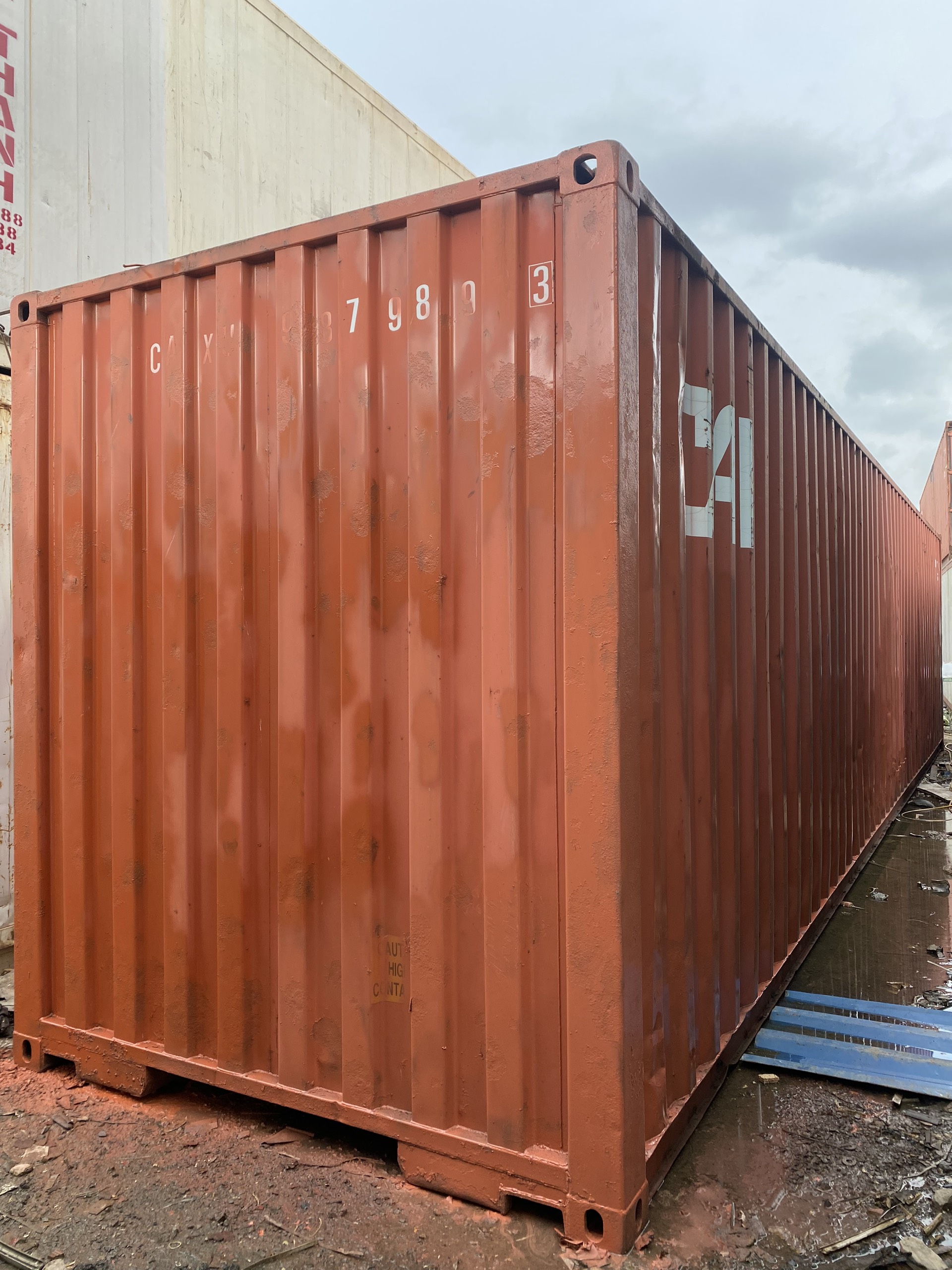 Container khô 40Hc thanh lí còn vài cái giá rẻ