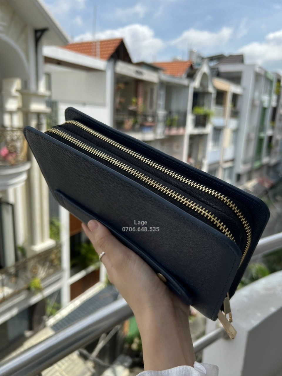 Mẫu ví cầm tay Taiga trơn. Giá sỉ xưởng 650k 