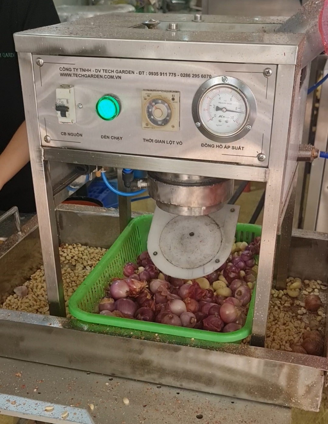 Máy Bóc Vỏ Tỏi, Hành Tự Động Tech Garden