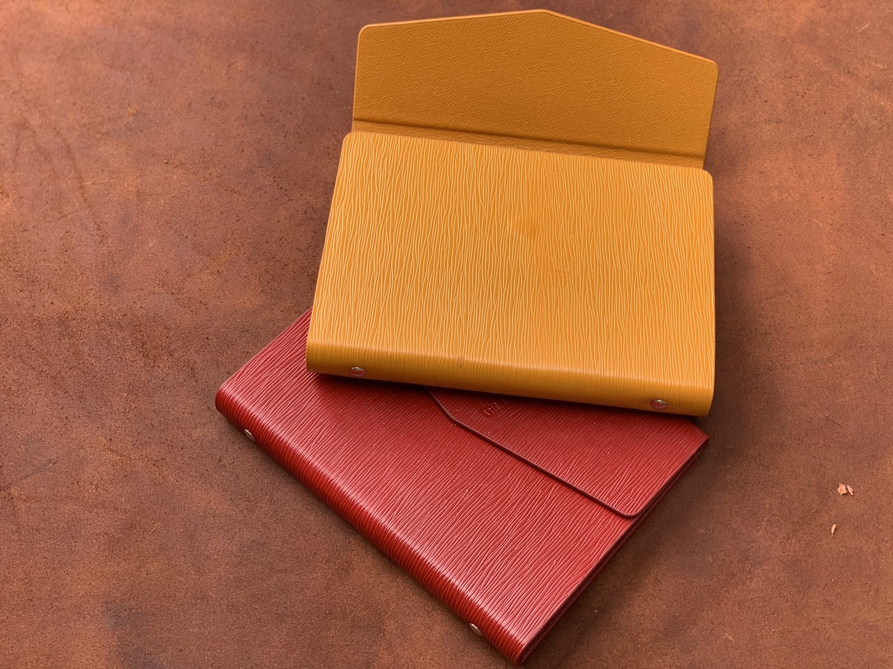 Bìa sách kẹp tài liệu, văn phòng phẩm (bán sỉ)