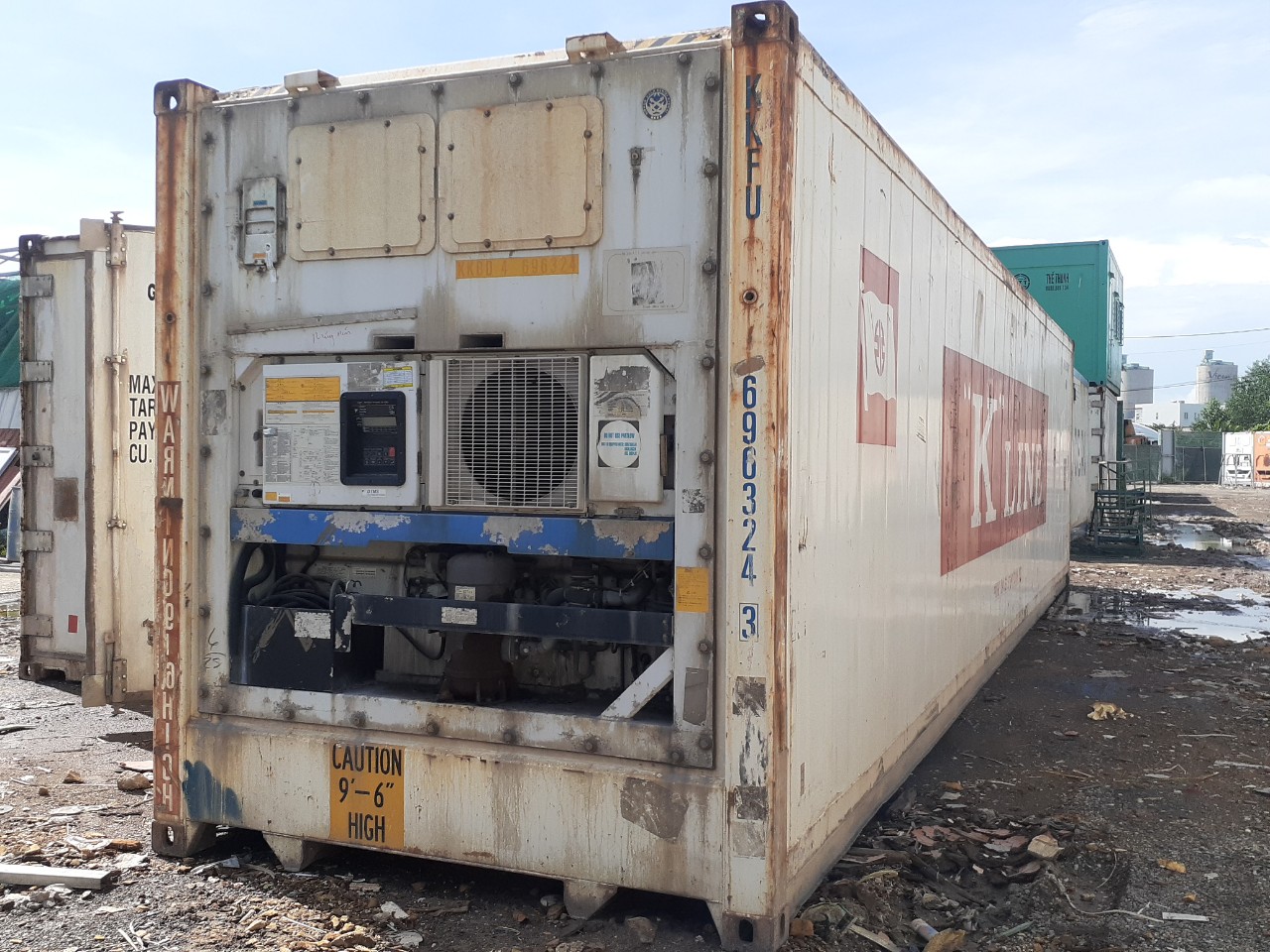 Container lạnh 40feet hãng tàu zim thah lí giá rẻ 