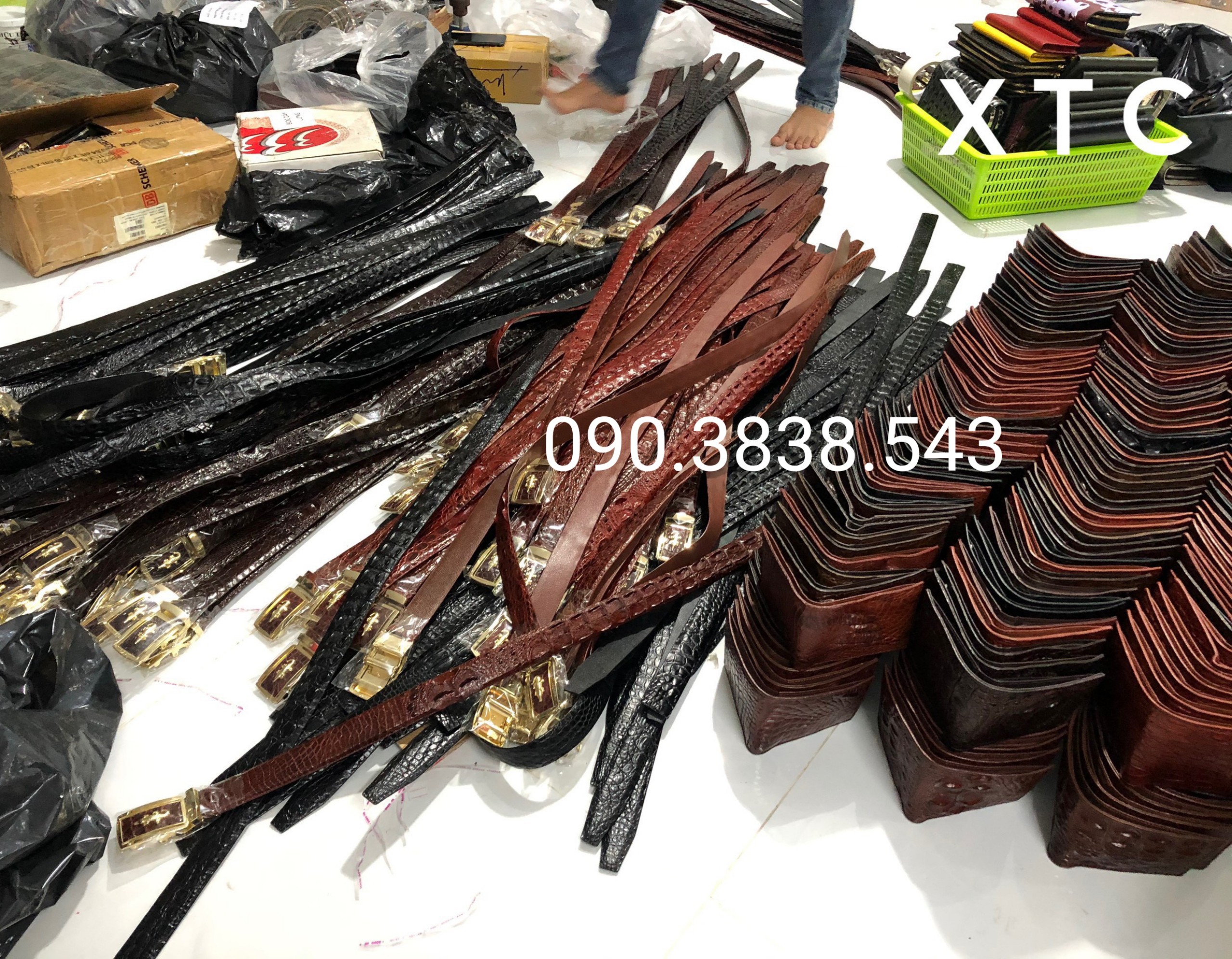 xưởng sỉ ví bóp cá sấu chất lượng, sỉ giá tốt