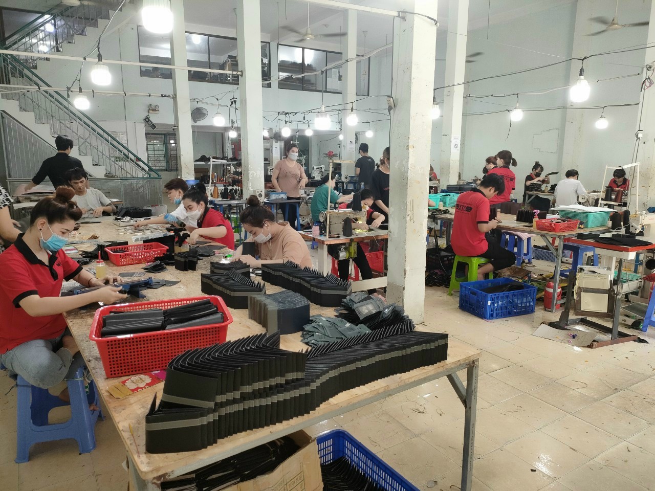 xưởng sỉ ví bóp cá sấu chất lượng, sỉ giá tốt