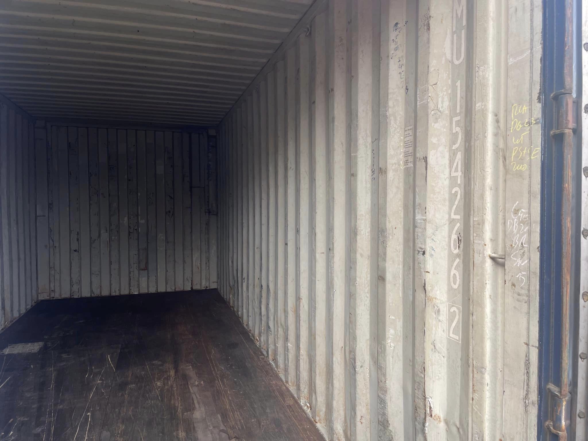 Container khô 20feet đảm bảo kín sáng kín nước sàn chắc đủ tiêu chuẩn