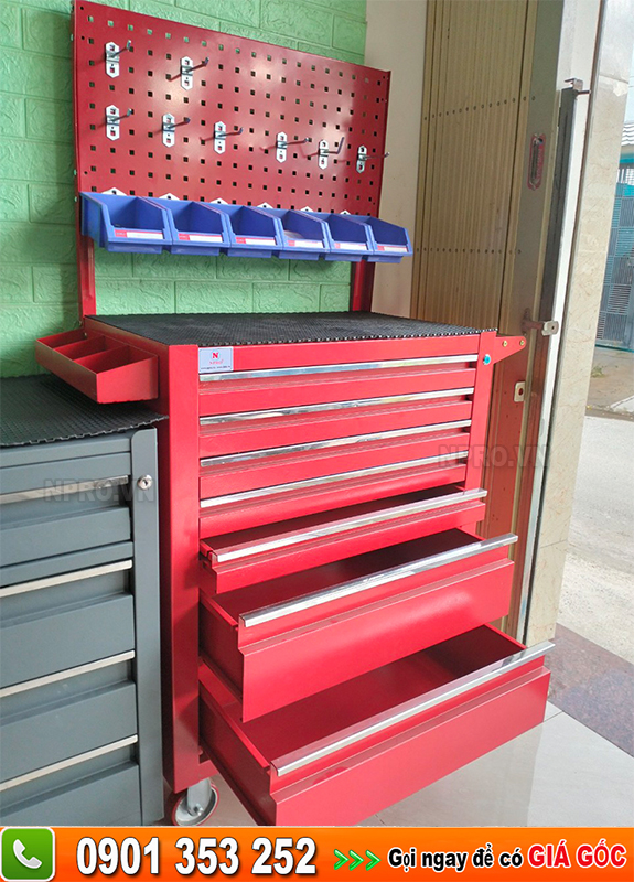 Tủ đồ nghề 7 ngăn chia khay bên trong mỗi ngăn kéo 