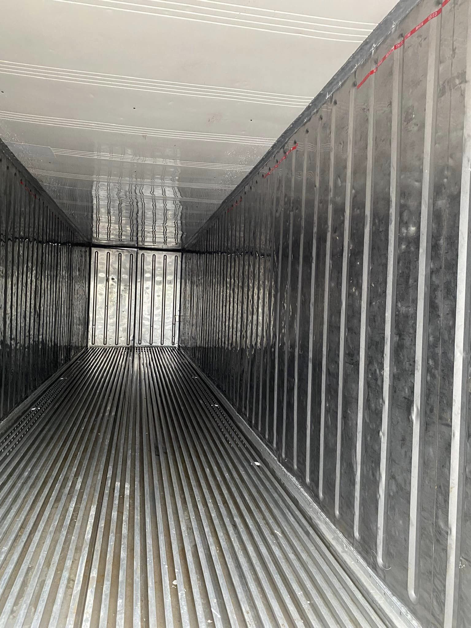 Container lạnh 20feet còn 1 cái thanh lí giá rẻ nhanh 